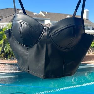 Ladies pleather tank top 100% polyester coating and 100% polyurethane lining